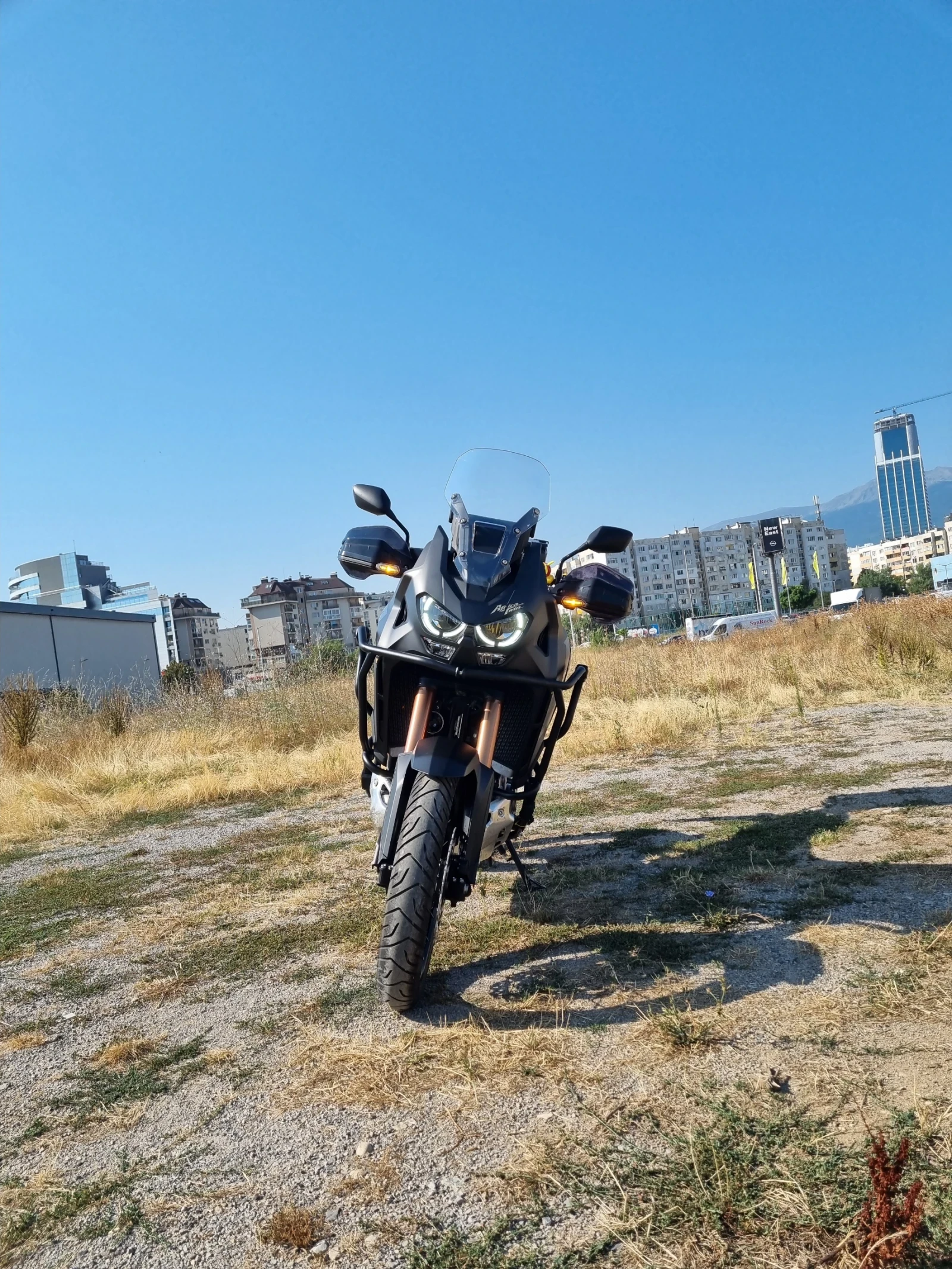 Honda Crf Africa Twin Adventure Sports ES - изображение 8