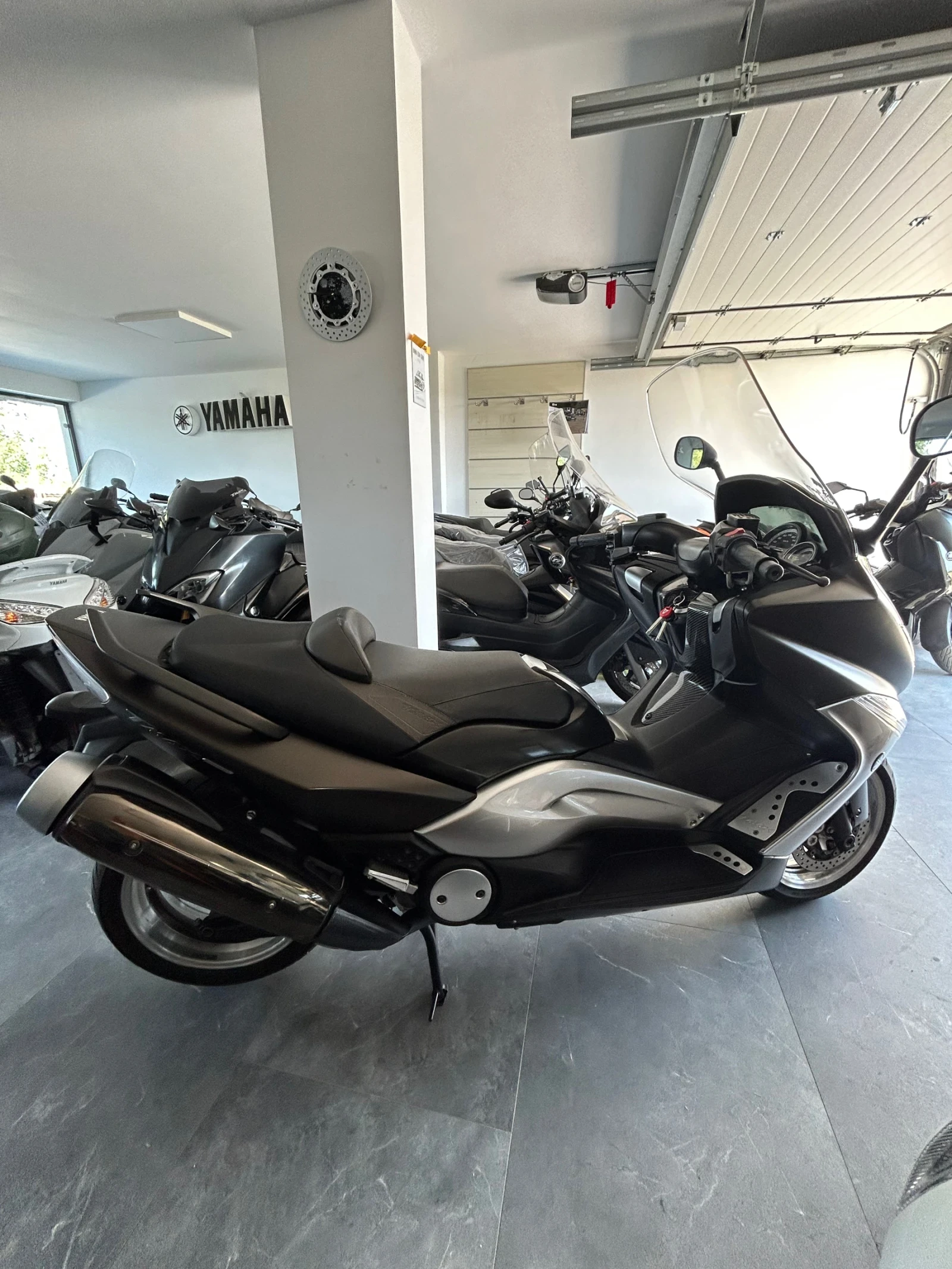 Yamaha T-max Tech Max-Лизинг, снимка 4 - Мотоциклети и мототехника - 55553799