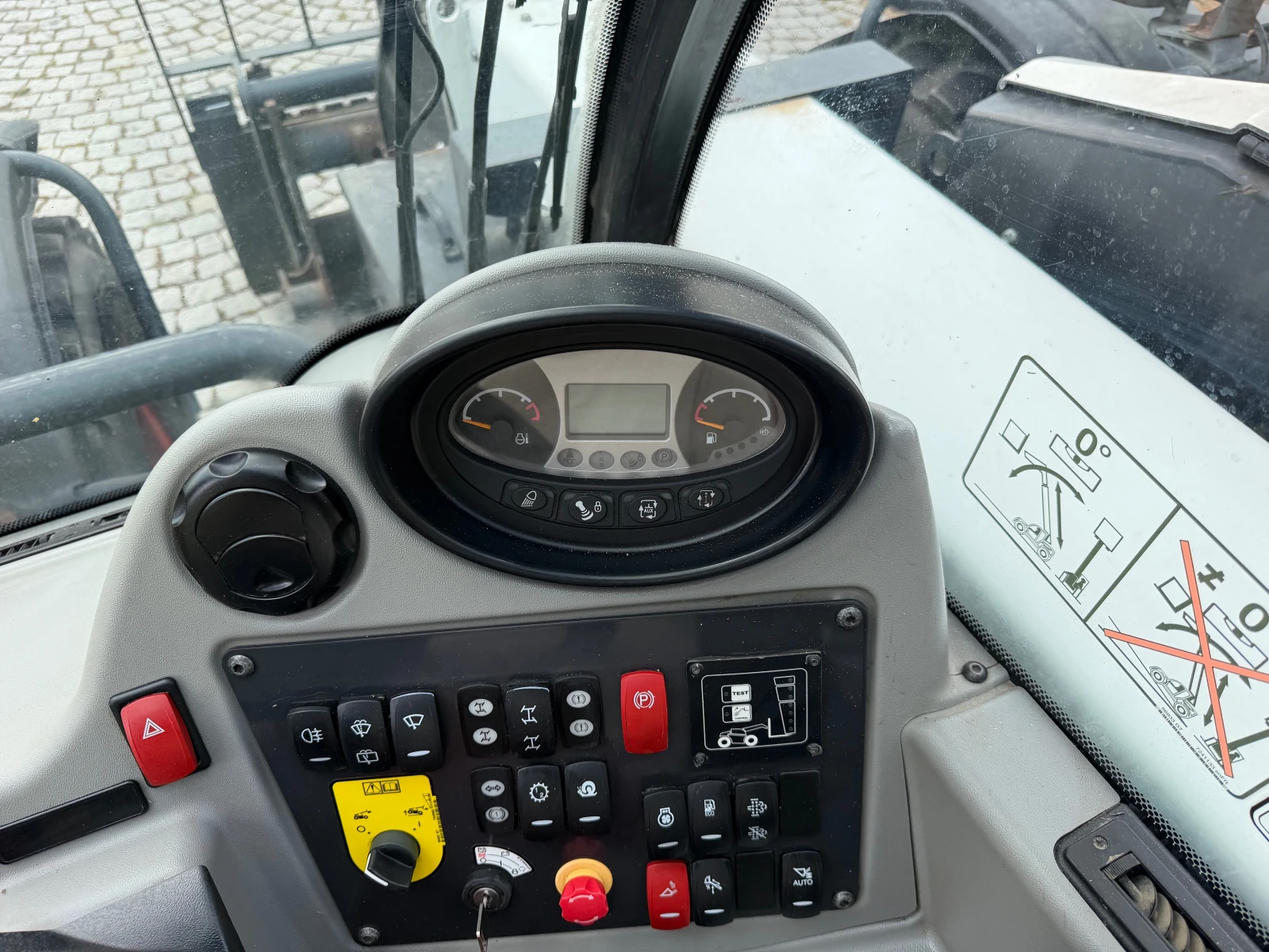 ������������ ������� Bobcat TL 43.80 HIGH FLOW AGRI ������ | Mobile.bg � ����������� 14
