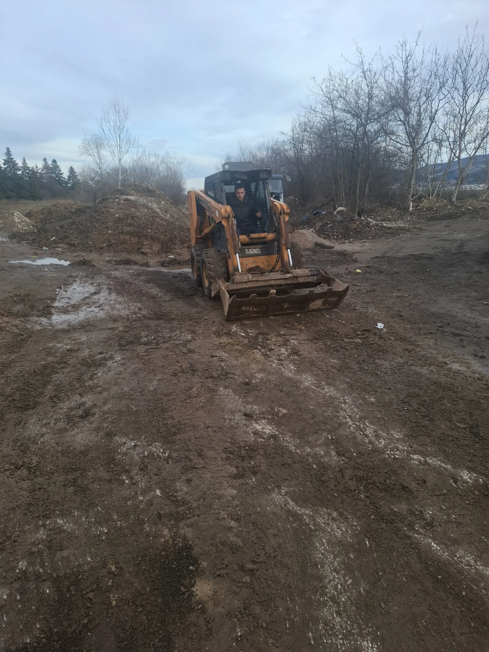 Мини челни товарачи Друга 610 - изображение 4