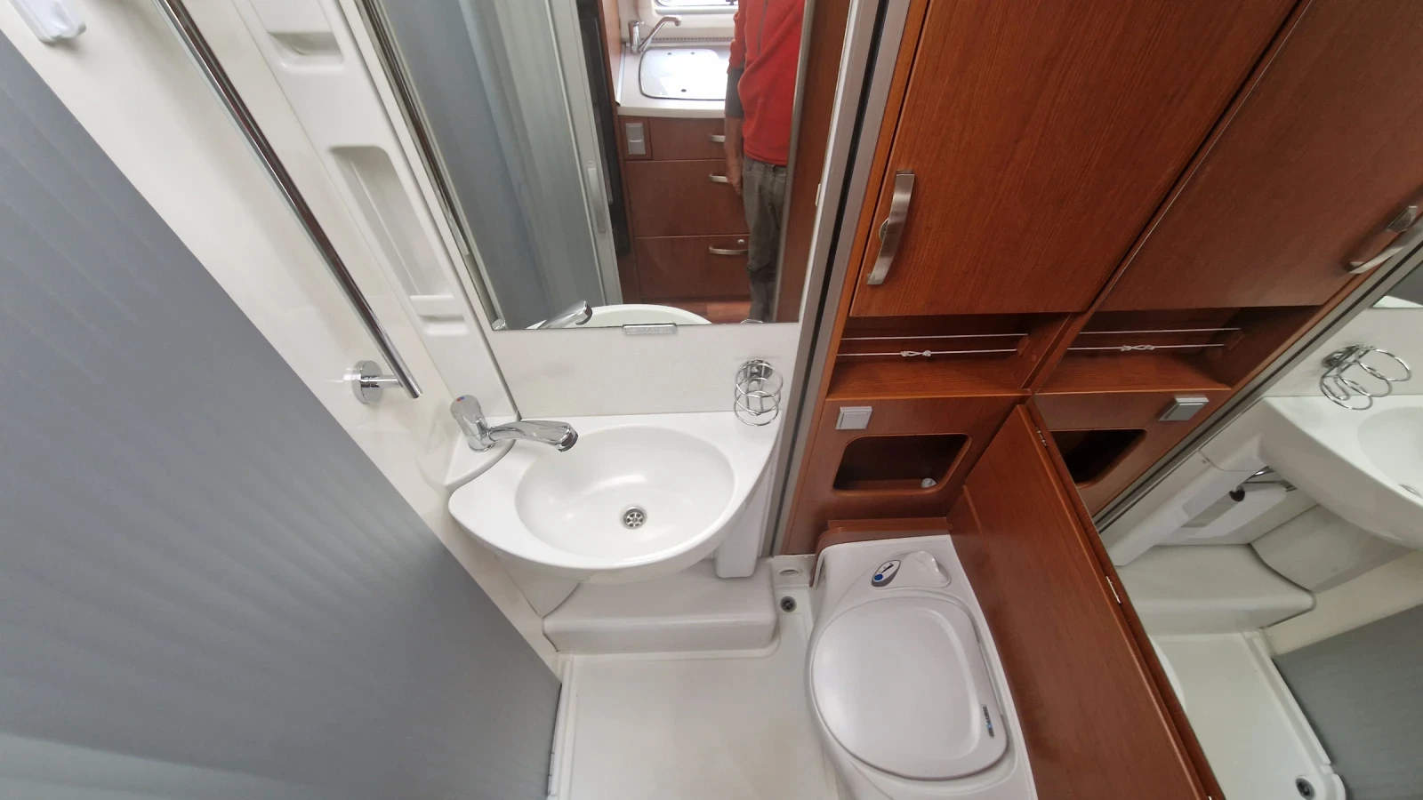 ������ HYMER / ERIBA Fiat B674 AL KO   150 ps | Mobile.bg � ����������� 14