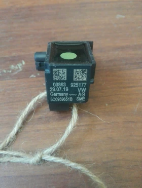 Краш сензор заден ляв Фолксваген Голф 1.6тди
