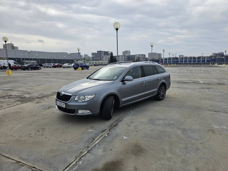 Skoda Superb 2.0 TDI 4x4, снимка 5 - Автомобили и джипове - 47272203