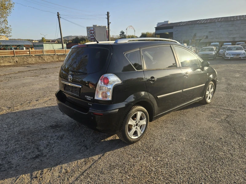 Toyota Corolla verso 2.2 d4d 136hp, снимка 6 - Автомобили и джипове - 48444639