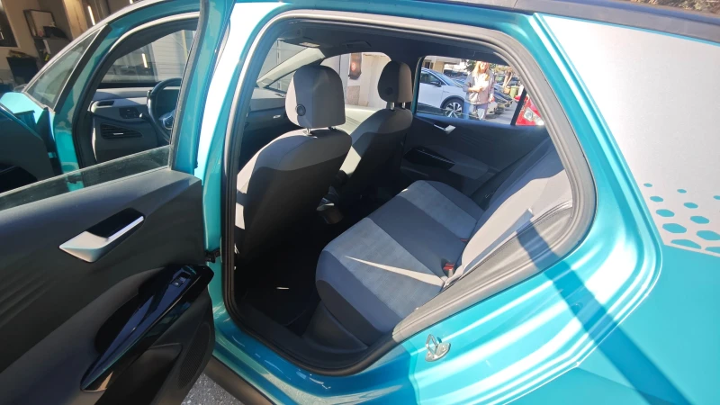 VW ID.3 1st Plus, снимка 15 - Автомобили и джипове - 52014484