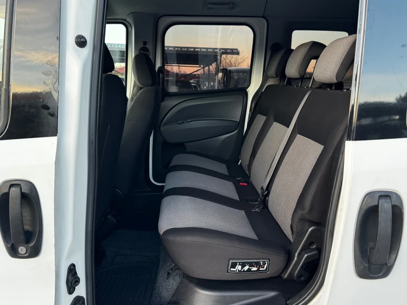 Fiat Doblo 1.6mjet ИТАЛИЯ, снимка 9 - Автомобили и джипове - 52529373