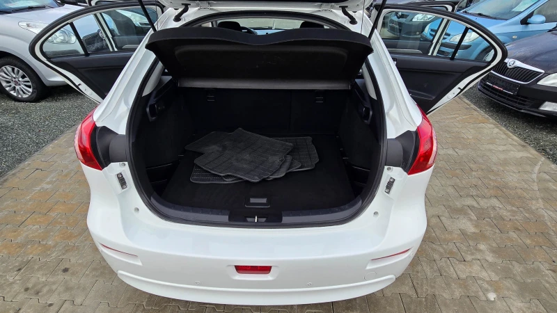 Mitsubishi Lancer 1.6* MIVEC* 117кс* 2014г., снимка 9 - Автомобили и джипове - 52552748