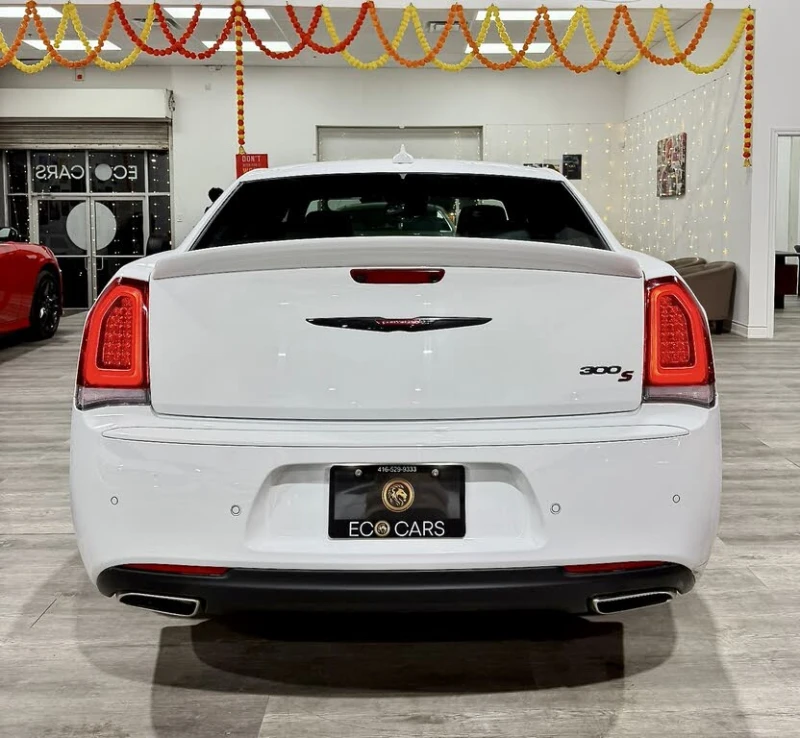 Chrysler 300c S* V6* RWD* АвтоКредит* (ЦЕНА ДО БГ), снимка 6 - Автомобили и джипове - 52554475