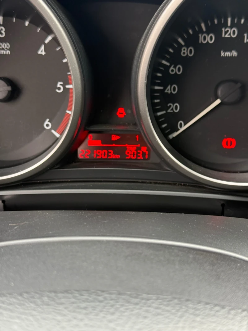 Mazda 5 ФЕЙСЛИФТ/ ШВЕЙЦАРИЯ/ ЛИЗИНГ, снимка 12 - Автомобили и джипове - 52952957