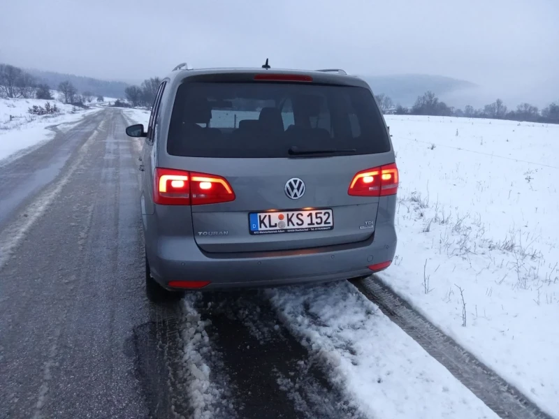 VW Touran, снимка 3 - Автомобили и джипове - 53144734