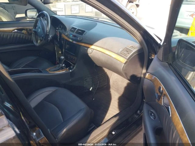 Mercedes-Benz E 63 AMG 6.2* V8*  - изображение 7