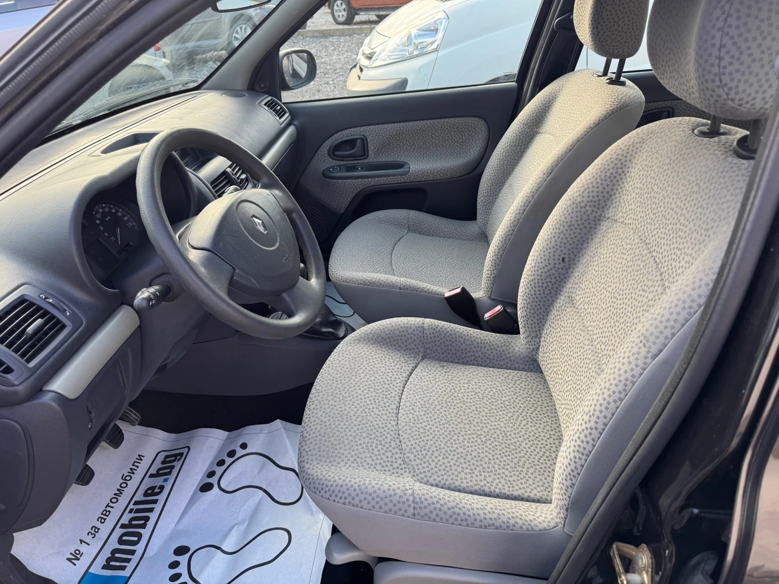 Renault Clio 1.4i KLIMA 113000км. - изображение 9