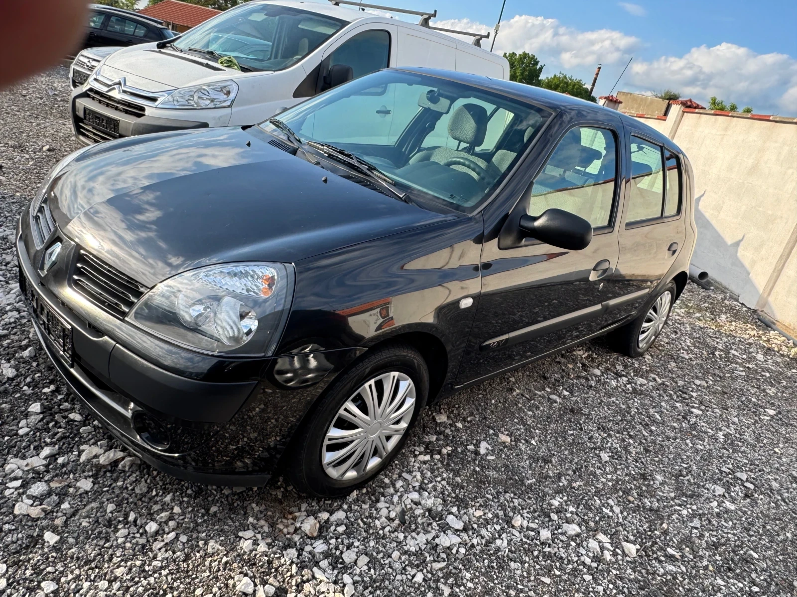 Renault Clio 1.4i KLIMA 113000км. - изображение 3