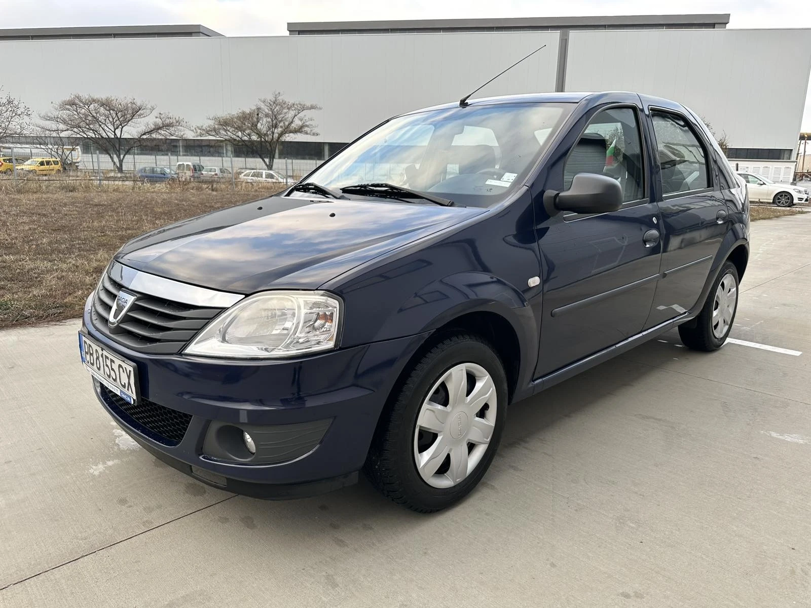 Dacia Logan 1.2 75кс от Представителство! - изображение 3