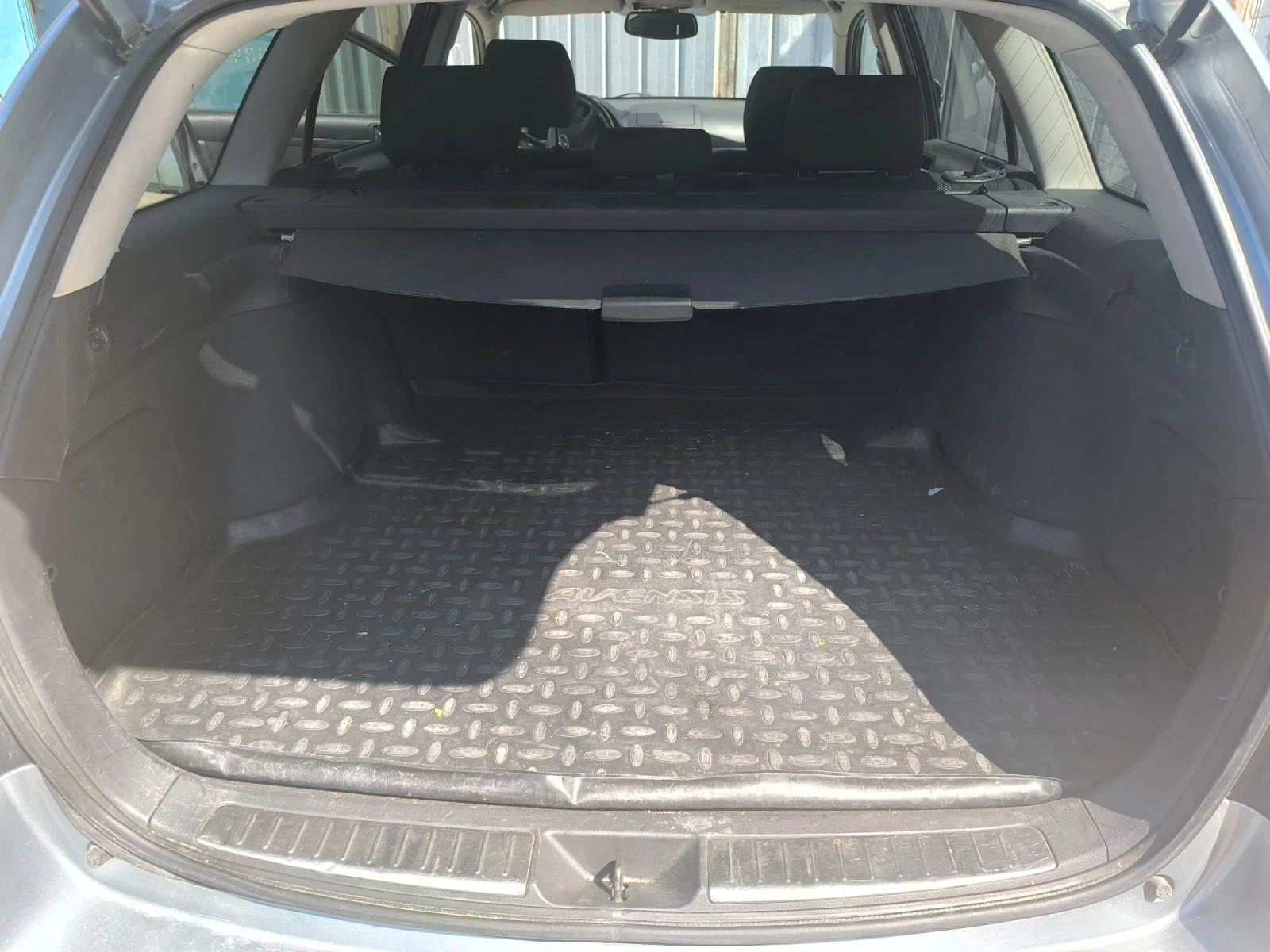 Toyota Avensis  - изображение 5