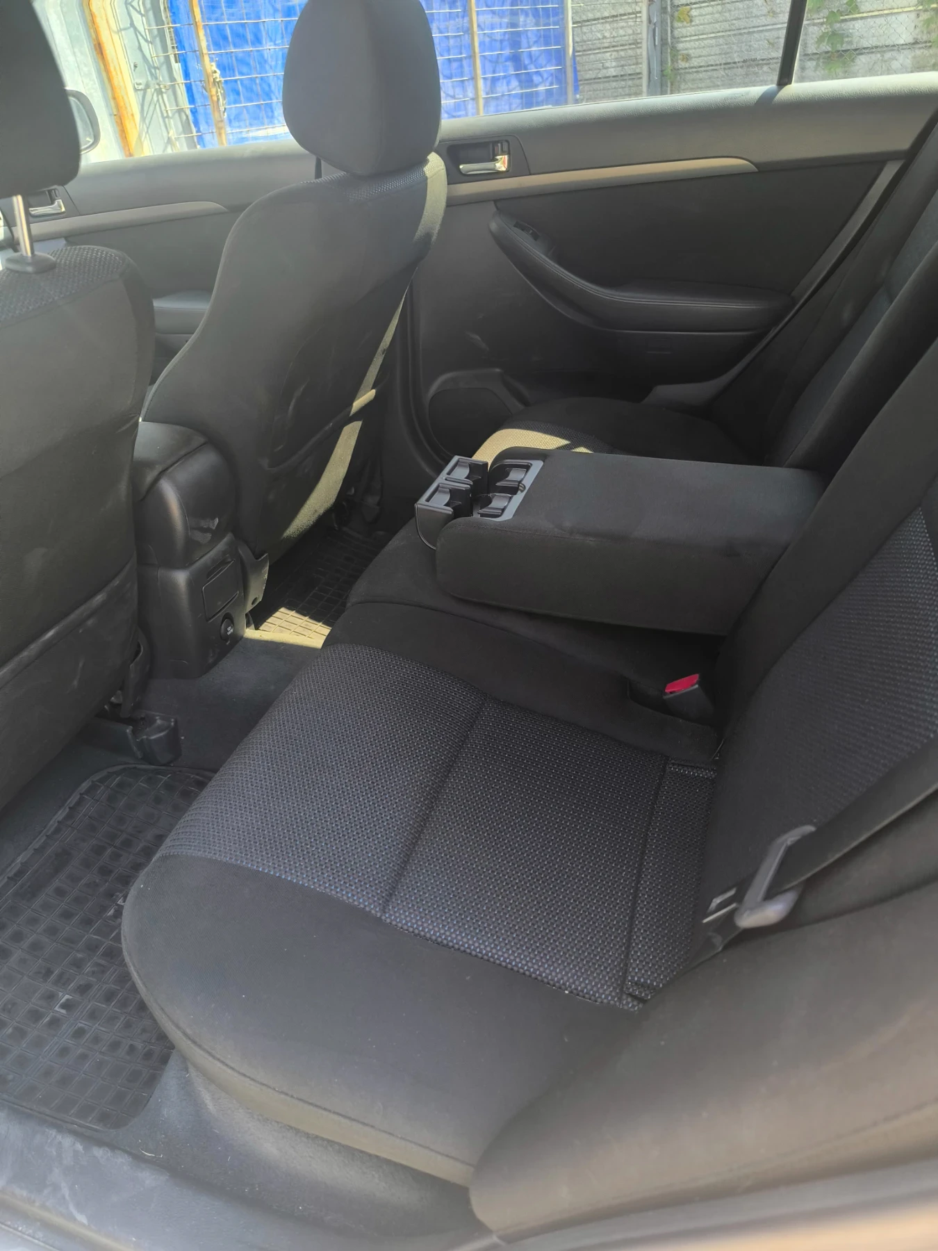 Toyota Avensis  - изображение 4