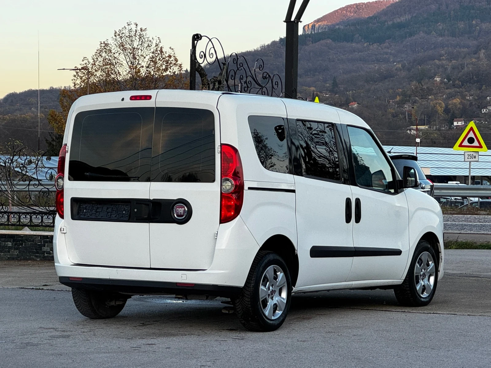 Fiat Doblo 1.6mjet ИТАЛИЯ - изображение 4
