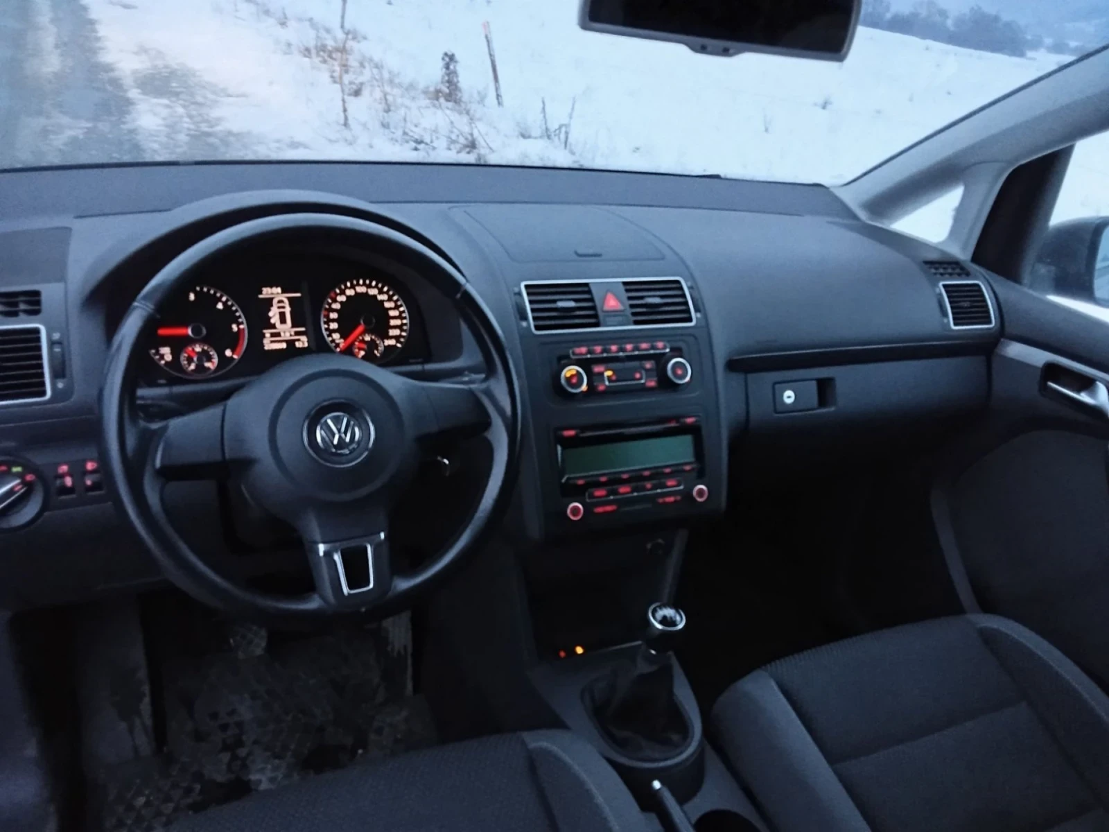 VW Touran  - изображение 7