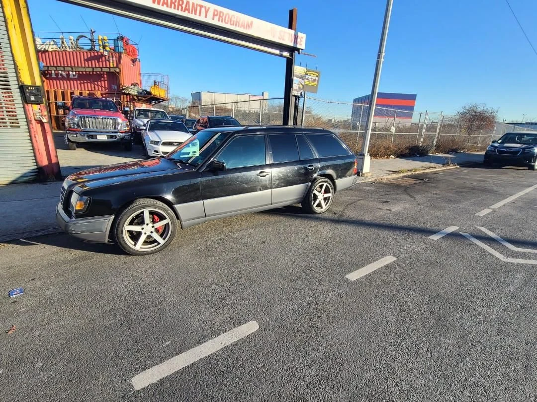 Mercedes-Benz 124  - изображение 4