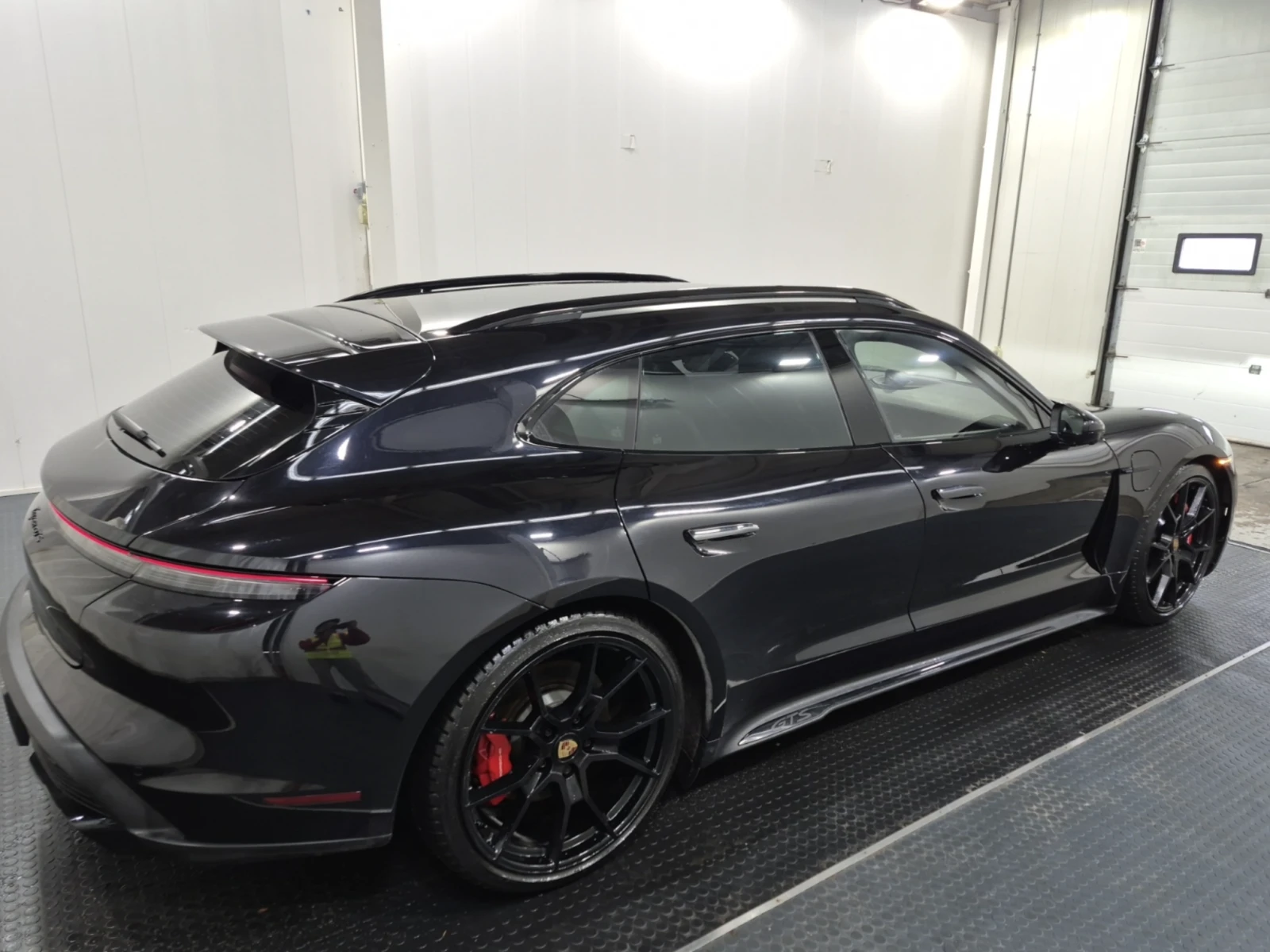 Porsche Taycan 2023 Porsche TAYCAN GTS - изображение 4