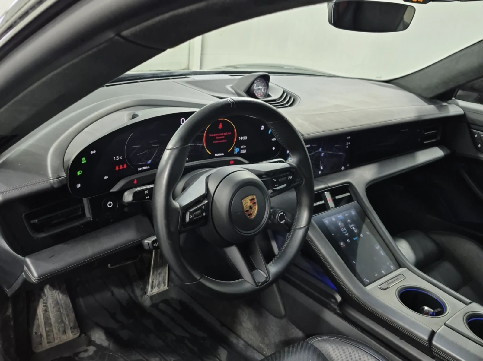 Porsche Taycan 2023 Porsche TAYCAN GTS - изображение 8