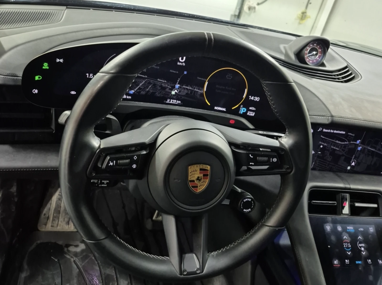 Porsche Taycan 2023 Porsche TAYCAN GTS - изображение 9