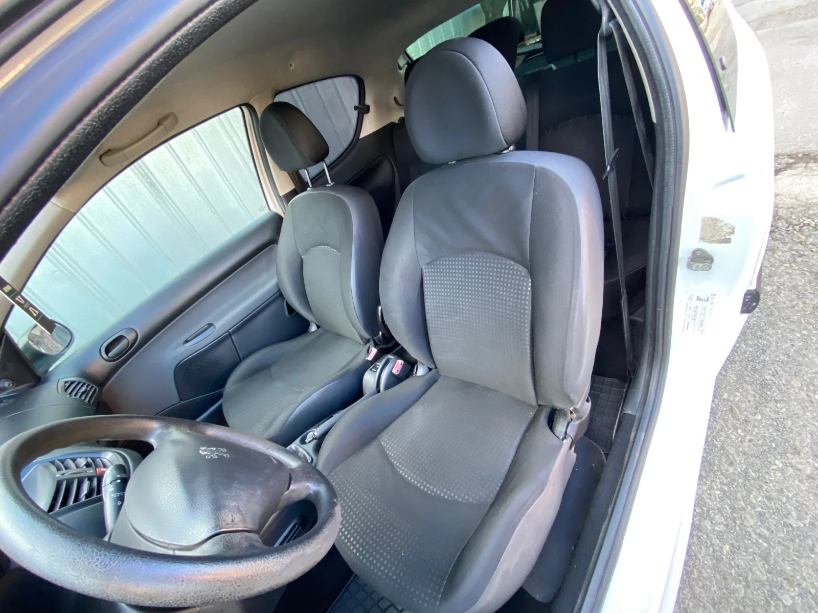 Peugeot 206 Plus 1.4 HDi EURO 5, снимка 14 - Автомобили и джипове - 53783999