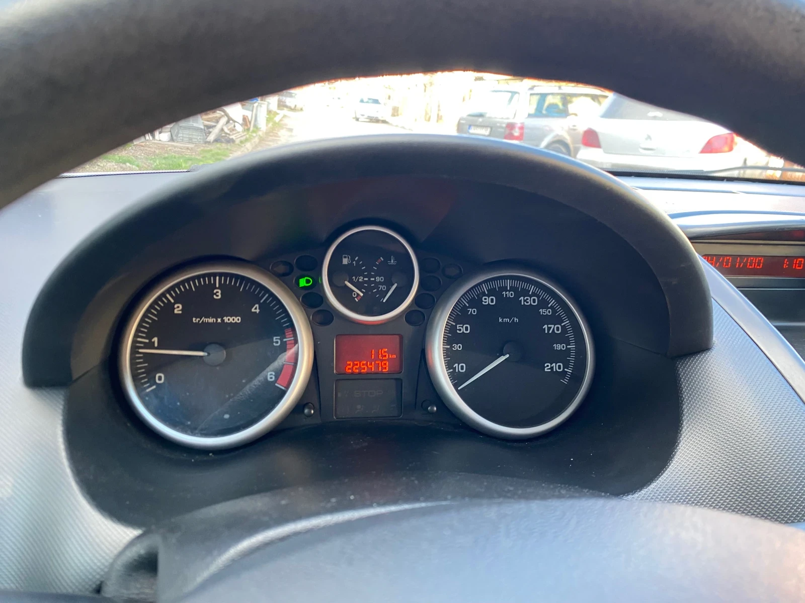 Peugeot 206 Plus 1.4 HDi EURO 5, снимка 11 - Автомобили и джипове - 53783999