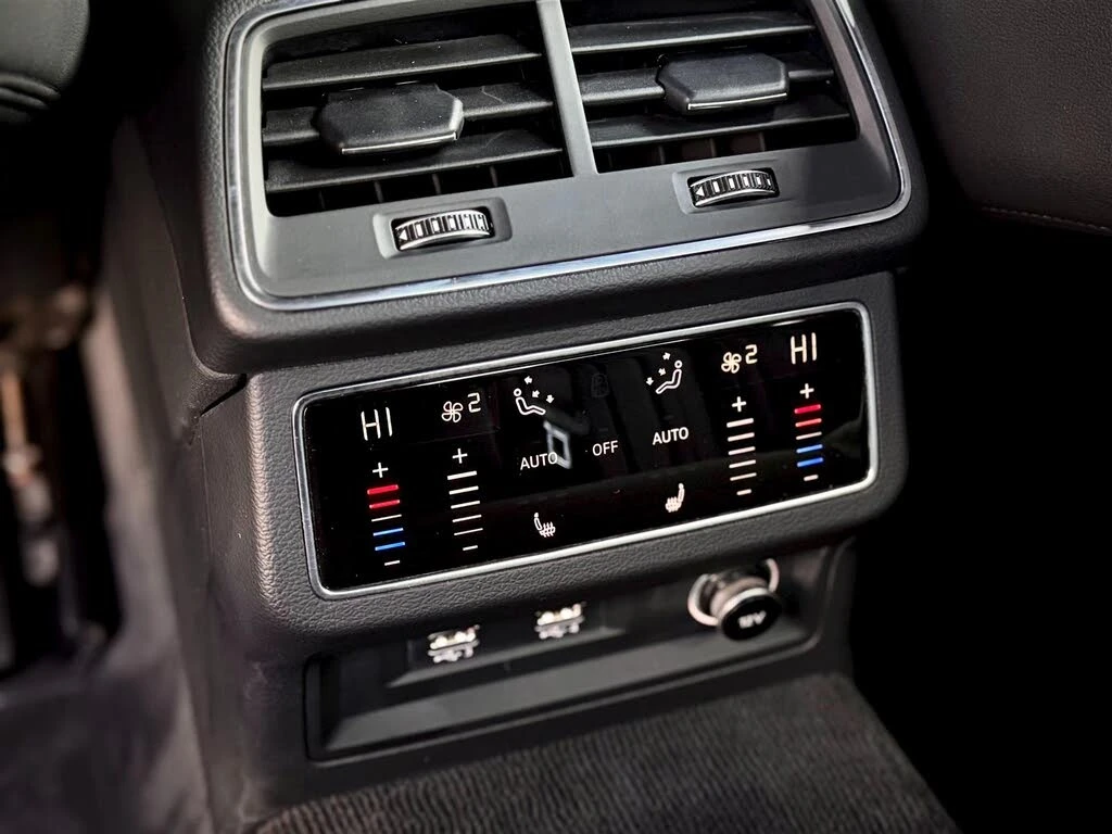 Audi A6 S-Line* 55 TFSI* Quattro* АвтоКредит (ЦЕНА ДО БГ), снимка 17 - Автомобили и джипове - 53786995