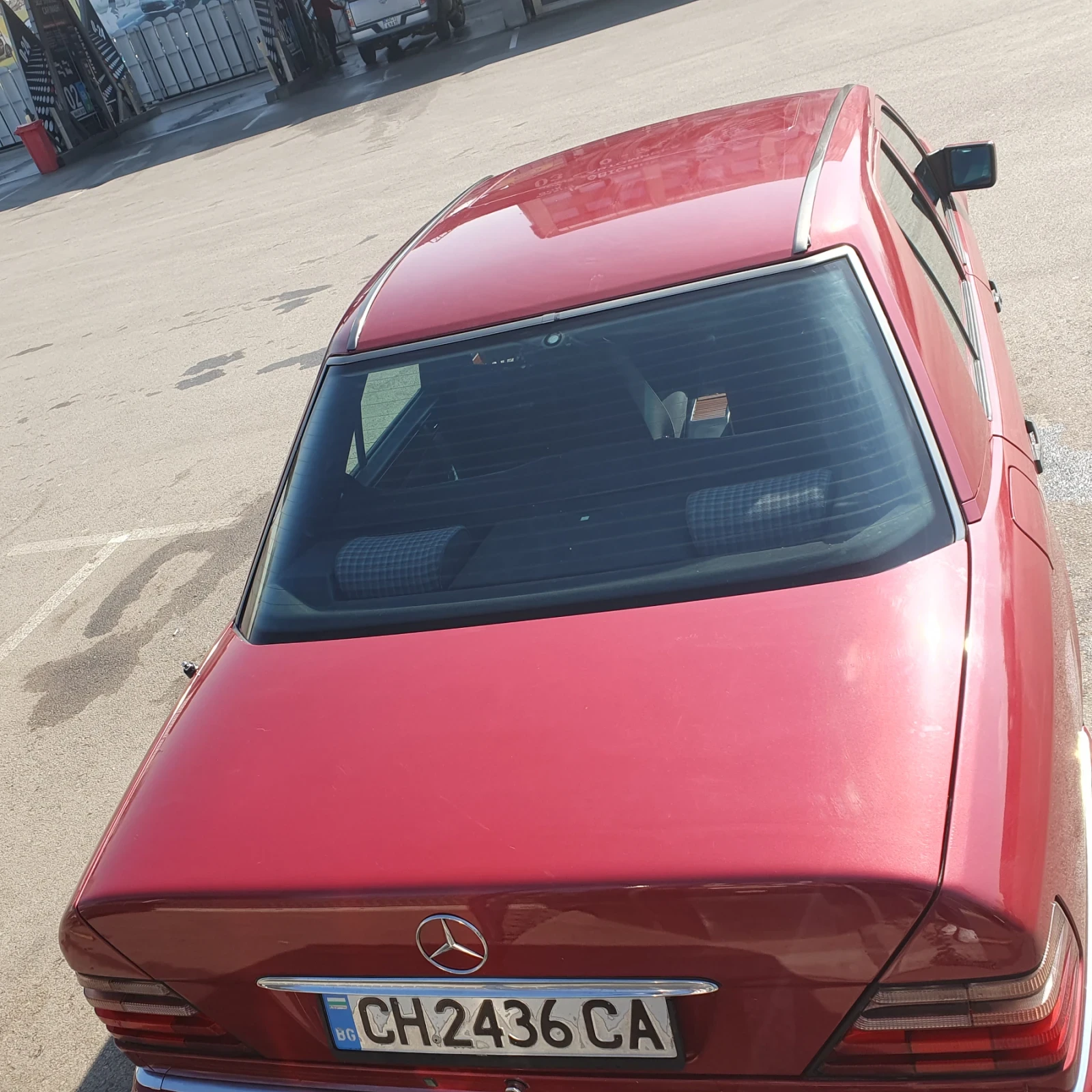 Mercedes-Benz E 250, снимка 5 - Автомобили и джипове - 54095993