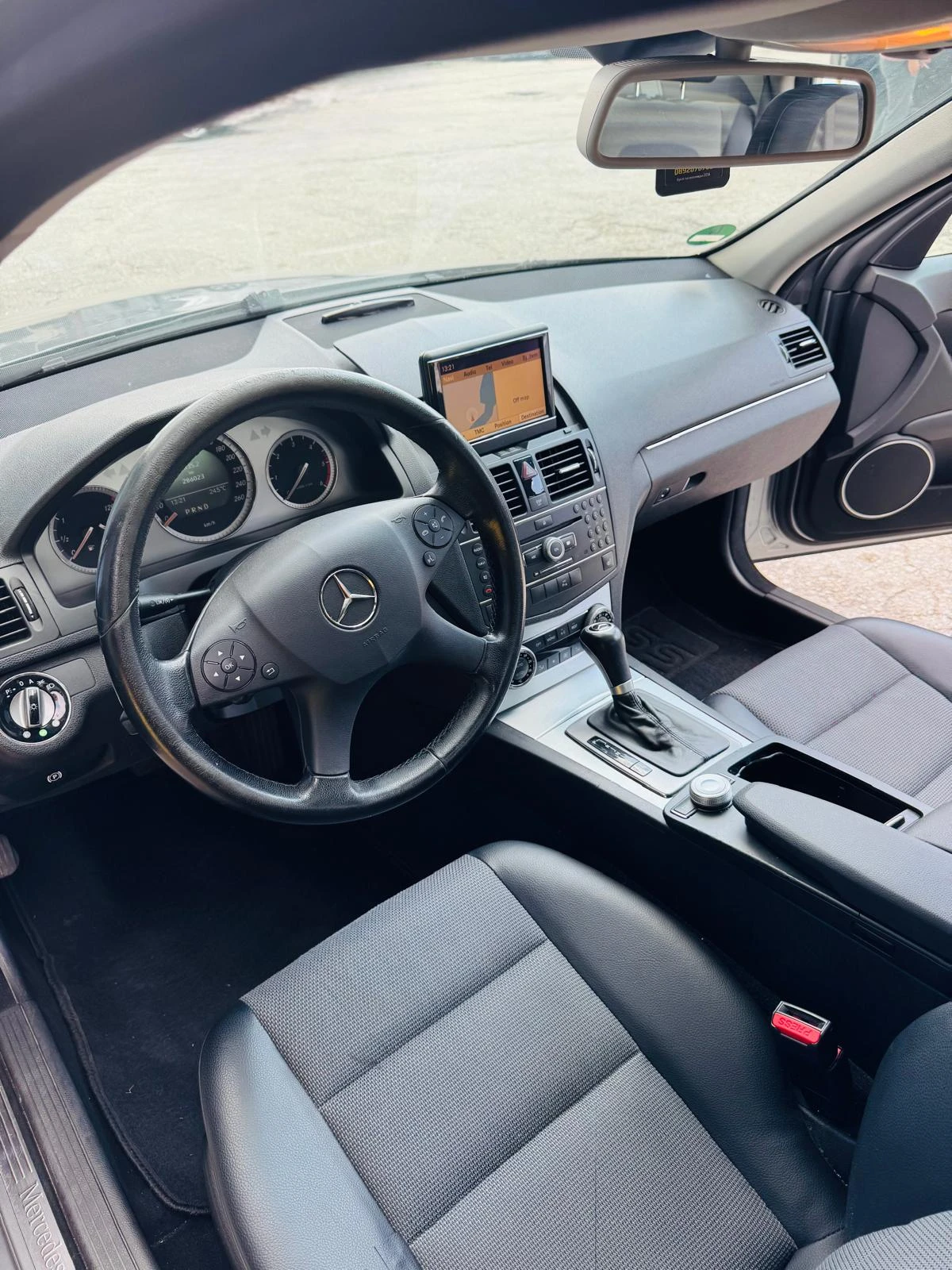 Mercedes-Benz C 320 CDI, снимка 12 - Автомобили и джипове - 54136875