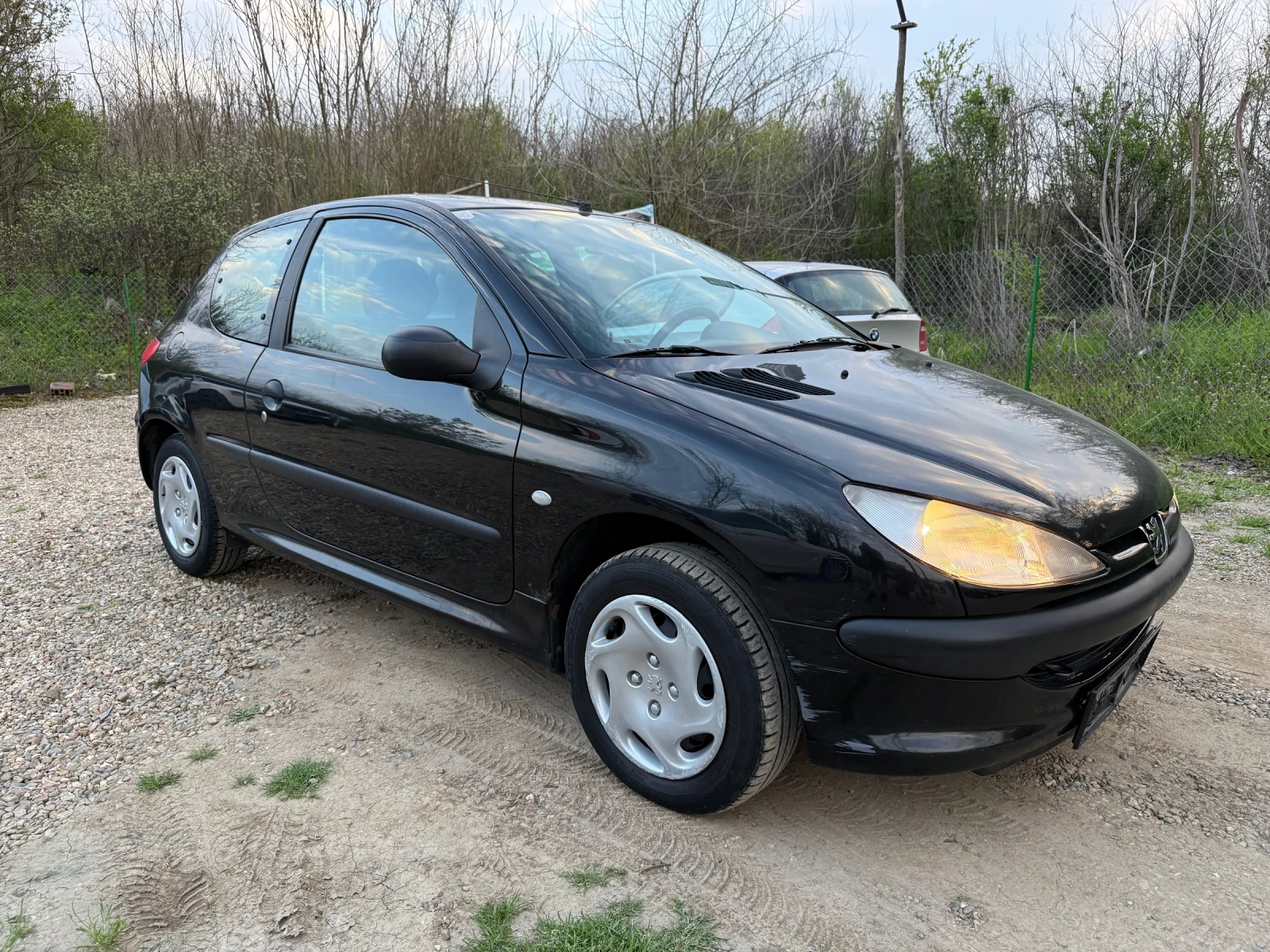 Peugeot 206 1.4i klima, снимка 2 - Автомобили и джипове - 54303946