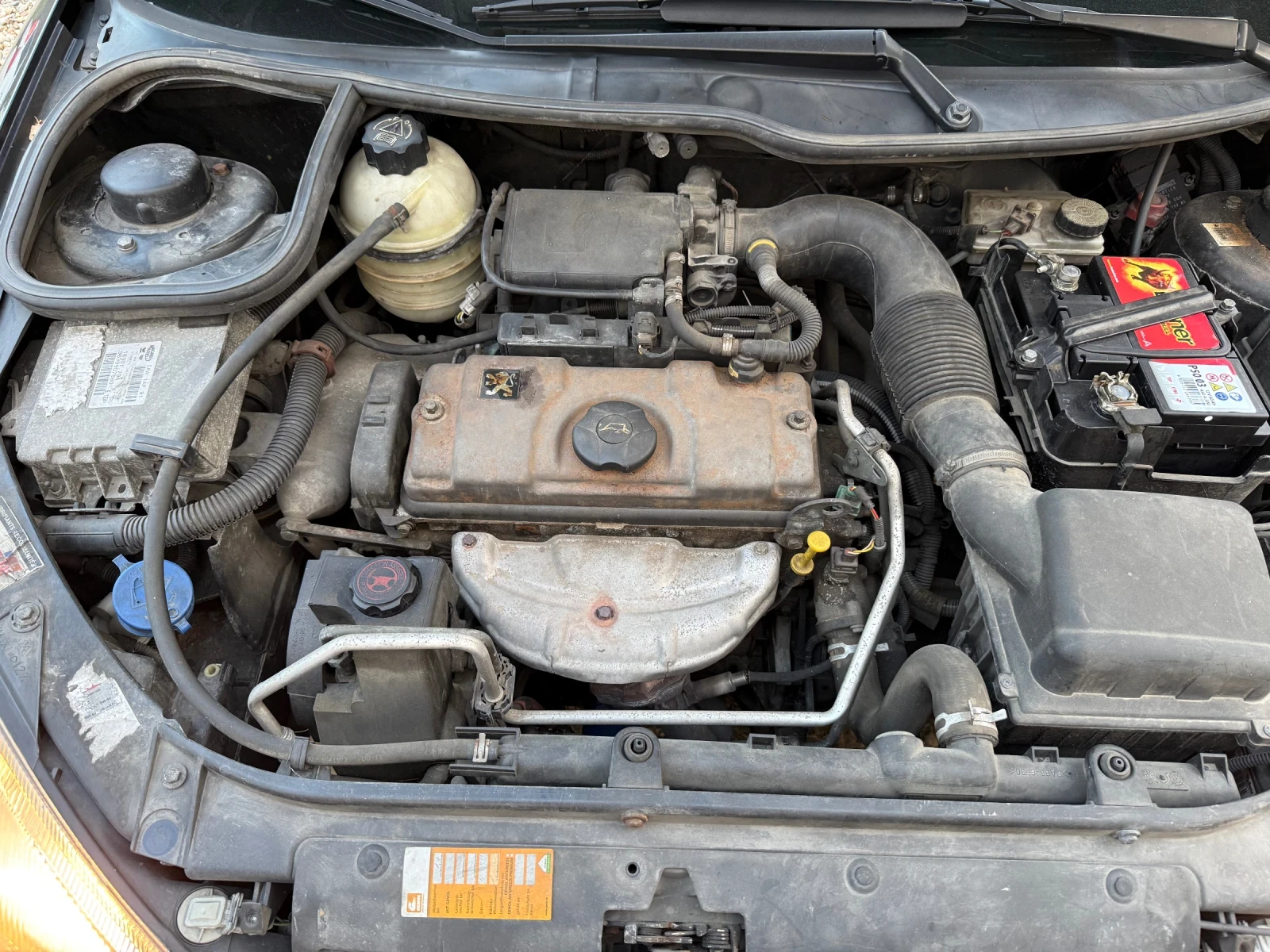 Peugeot 206 1.4i klima, снимка 12 - Автомобили и джипове - 54303946