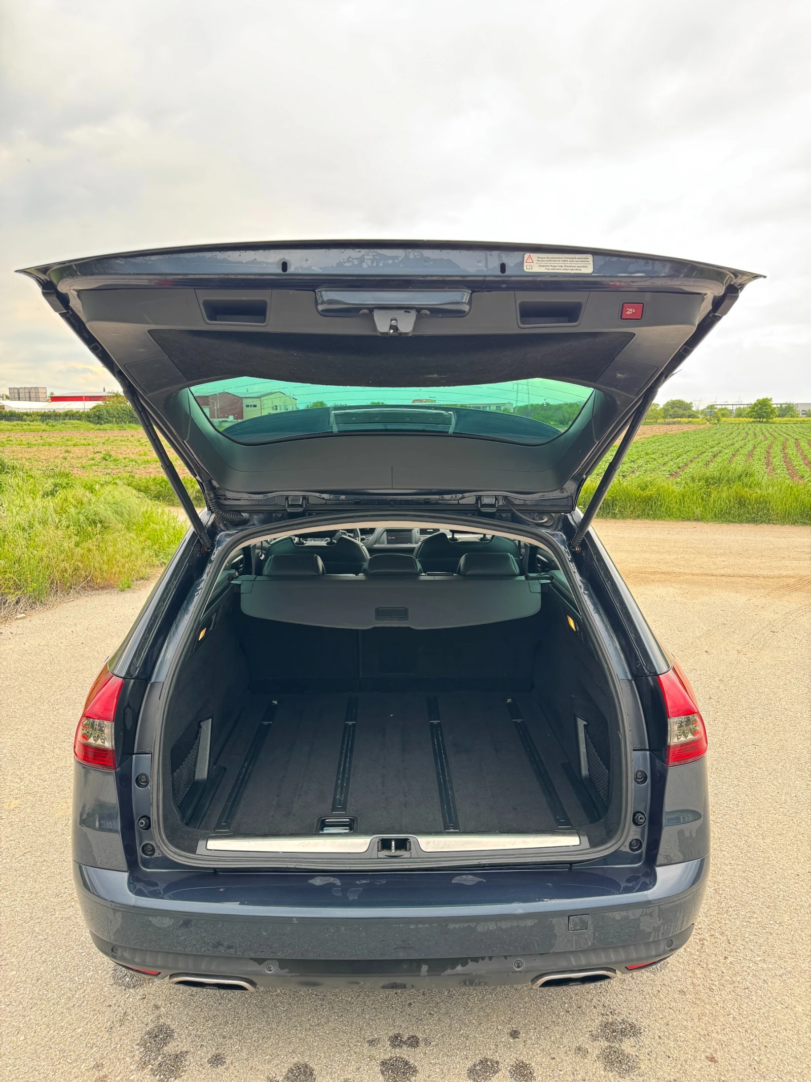 Citroen C5 2.2 HDI, снимка 4 - Автомобили и джипове - 54496403