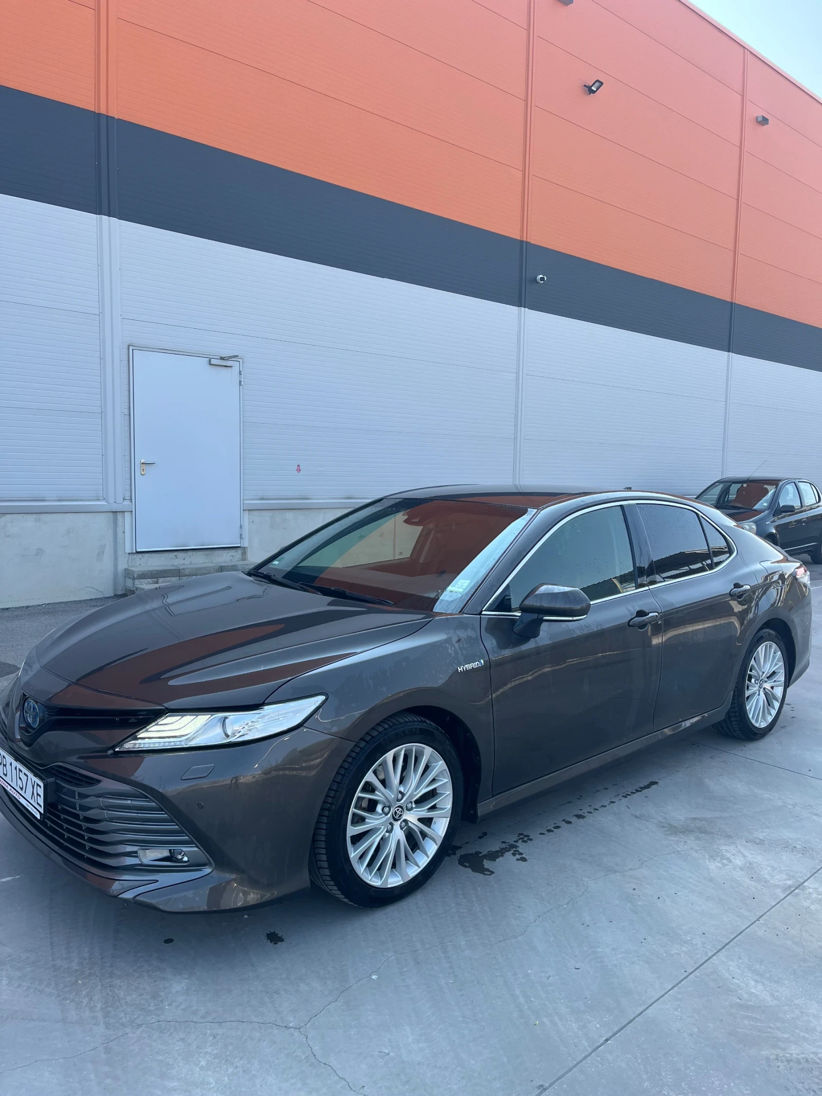 Toyota Camry, снимка 2 - Автомобили и джипове - 55605952