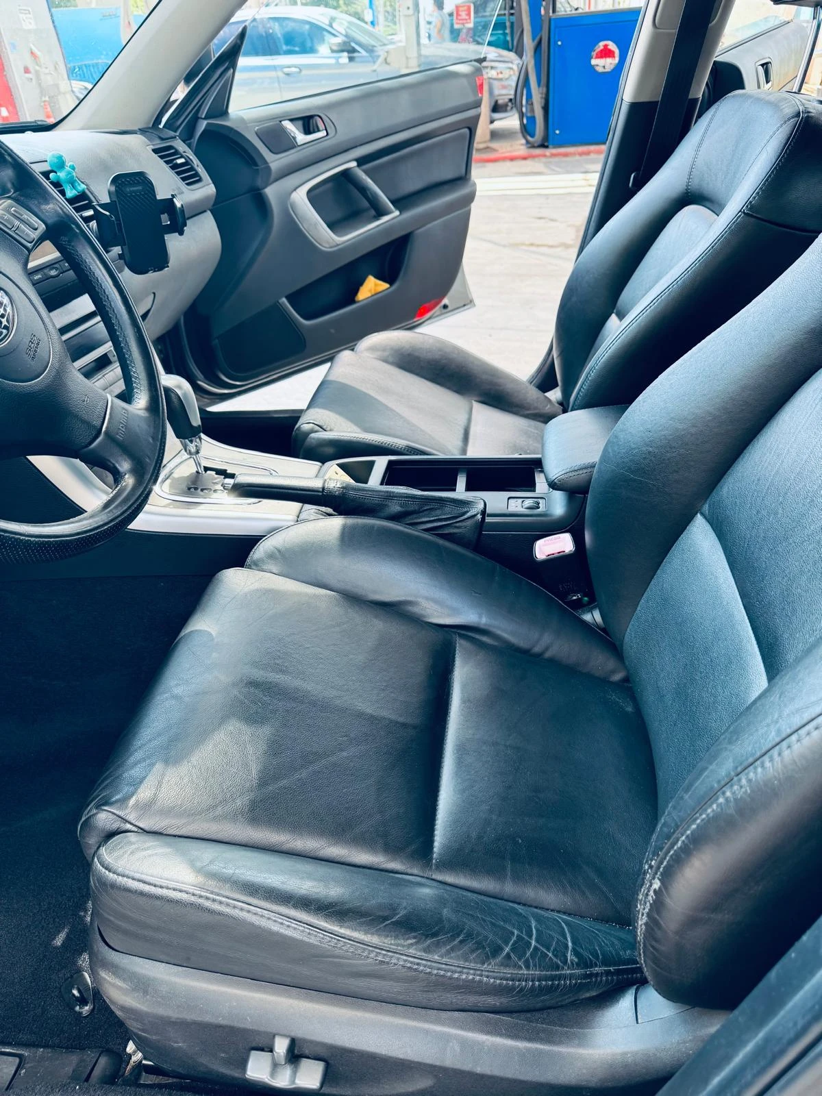 Subaru Outback 3.0 H6, снимка 4 - Автомобили и джипове - 55650273