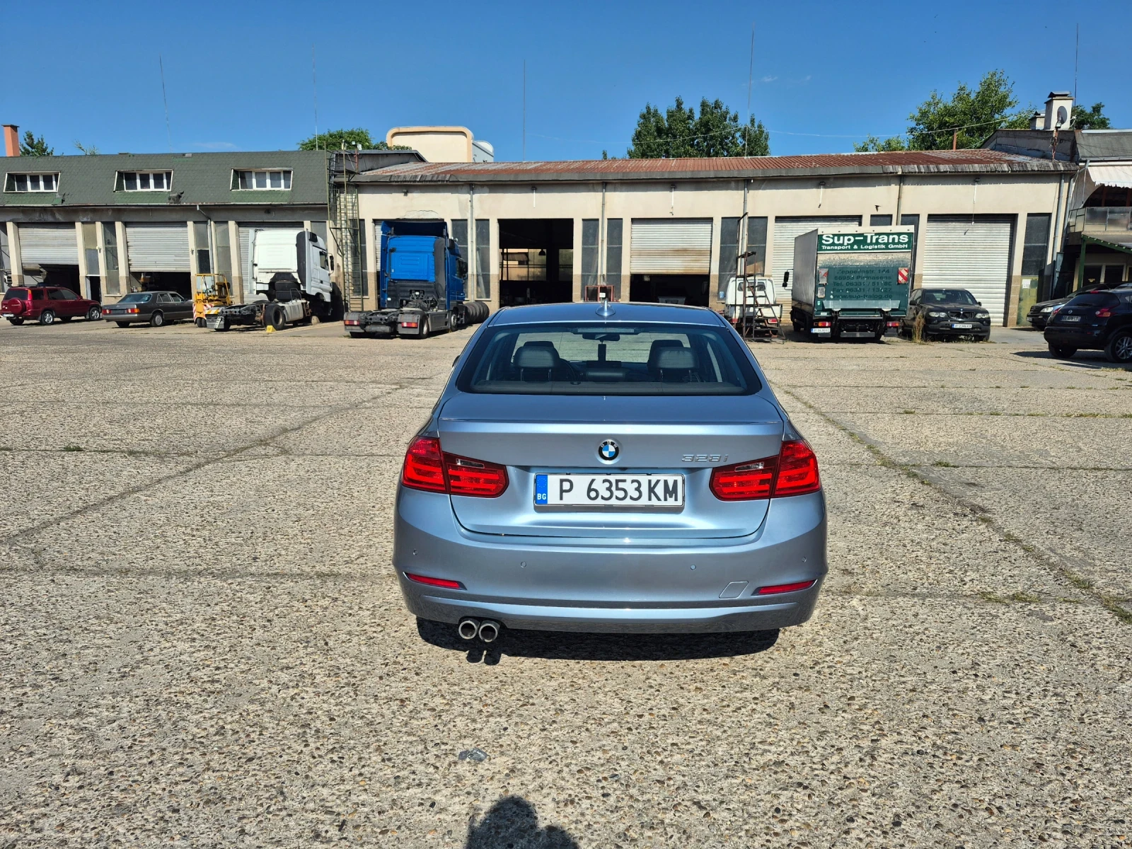 BMW 328 Бензин  245 кс, снимка 3 - Автомобили и джипове - 55803286