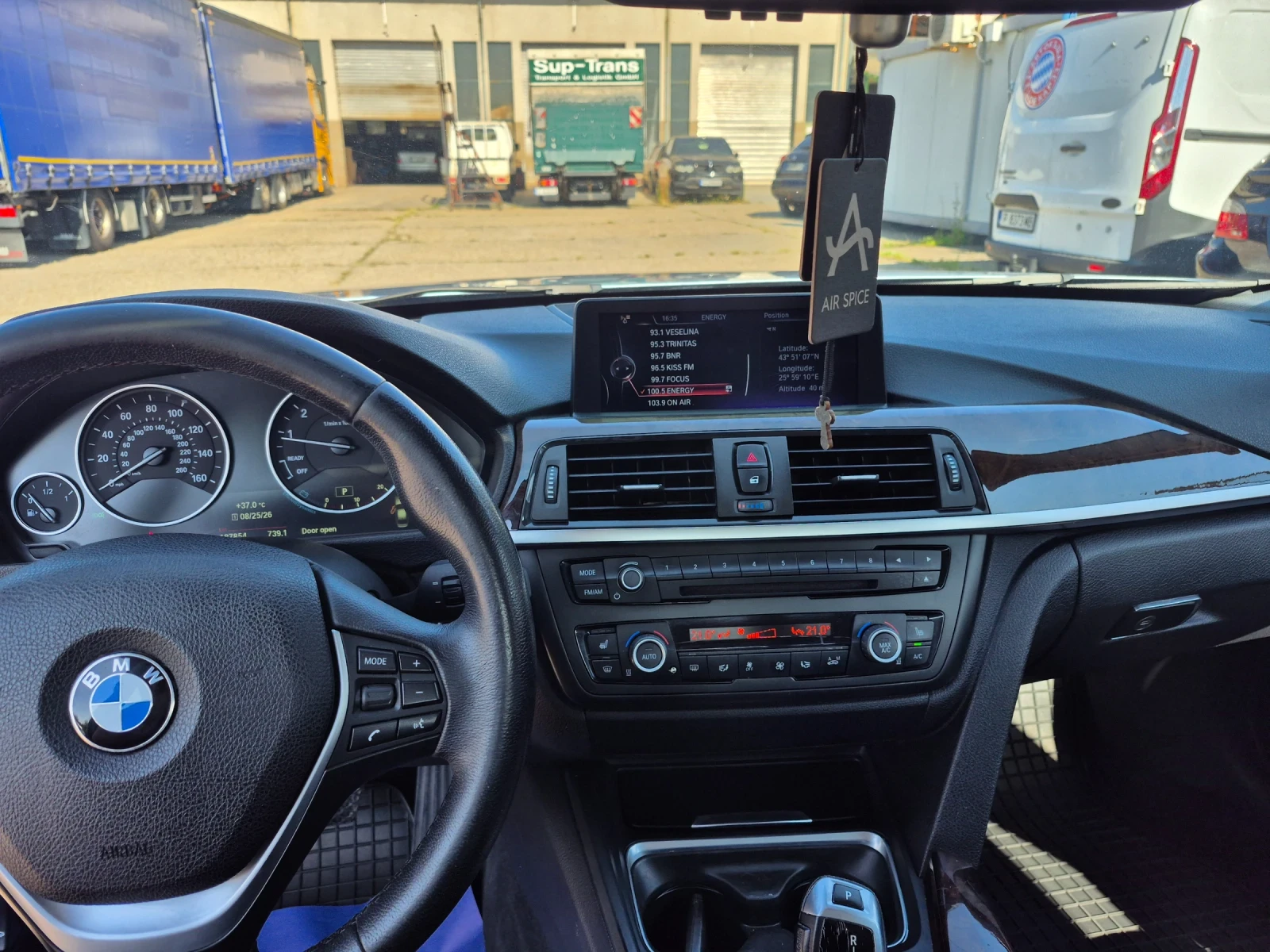 BMW 328 Бензин  245 кс, снимка 10 - Автомобили и джипове - 55803286