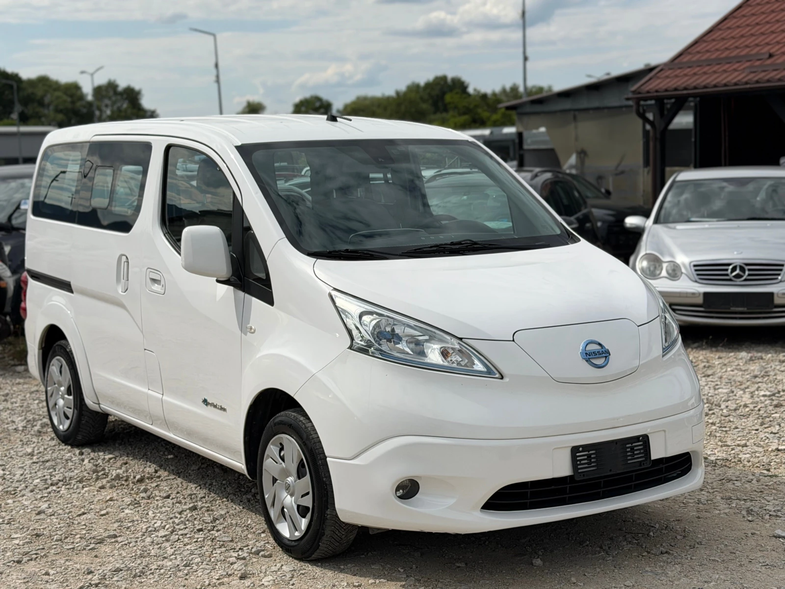 Nissan e-NV200 Evalia, снимка 3 - Автомобили и джипове - 56233834