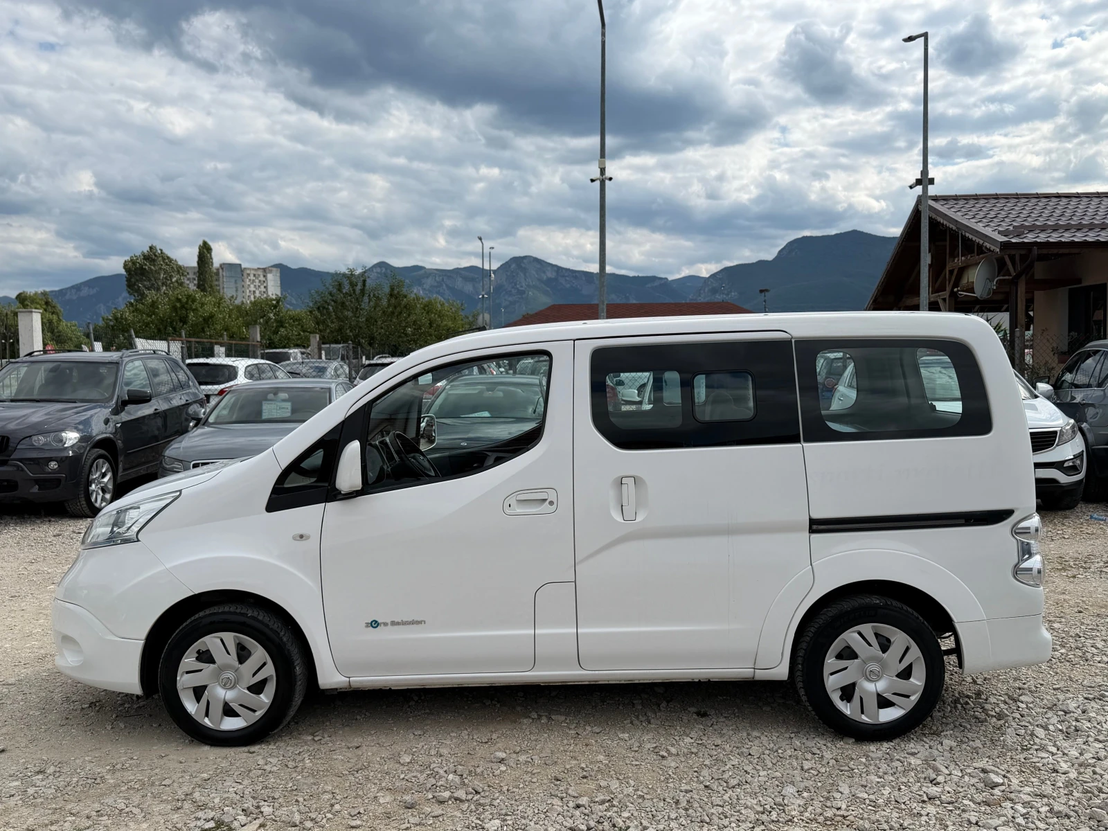 Nissan e-NV200 Evalia, снимка 2 - Автомобили и джипове - 56233834