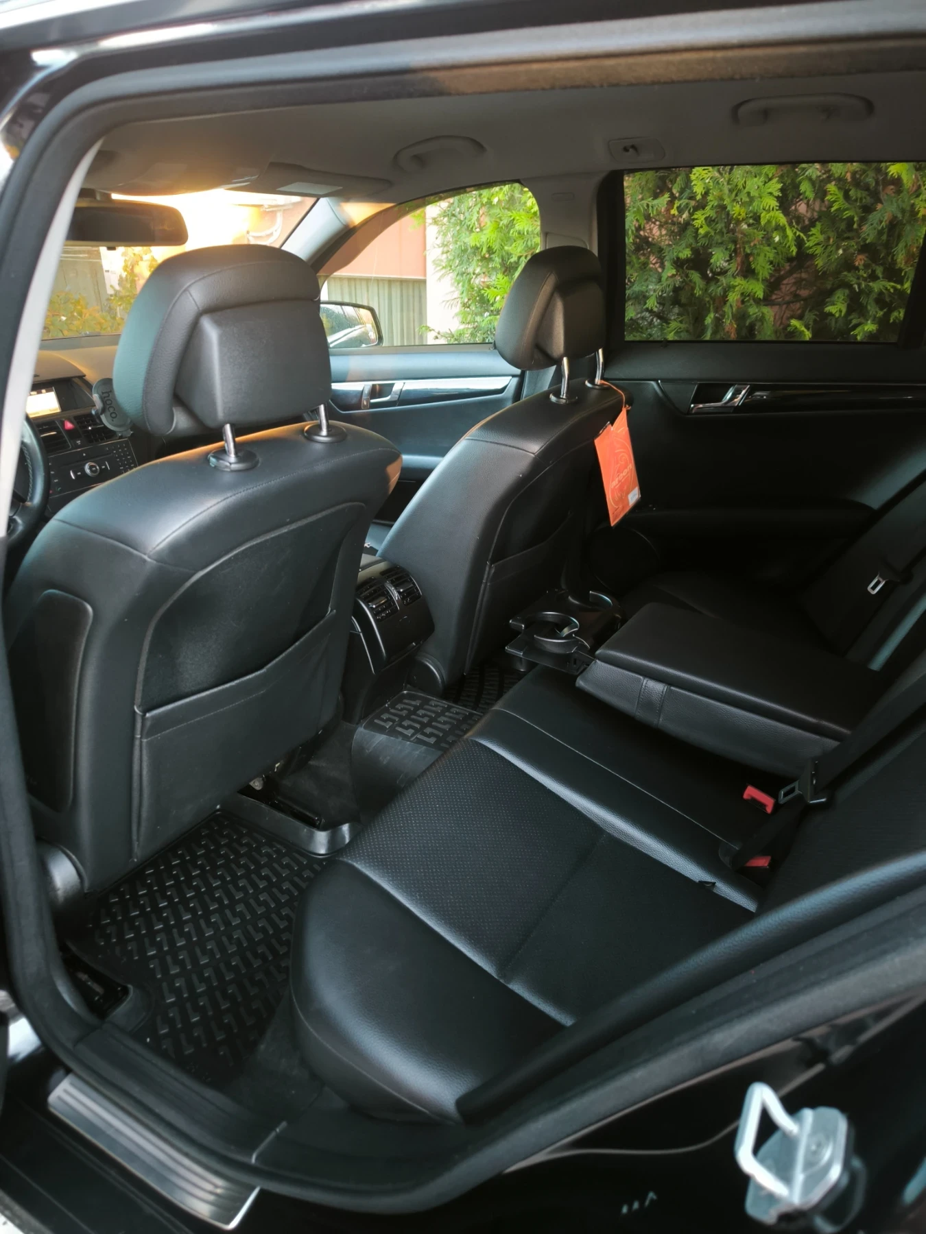 Mercedes-Benz C 200, снимка 14 - Автомобили и джипове - 56435474