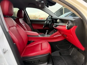 Alfa Romeo Stelvio TI AWD, снимка 8