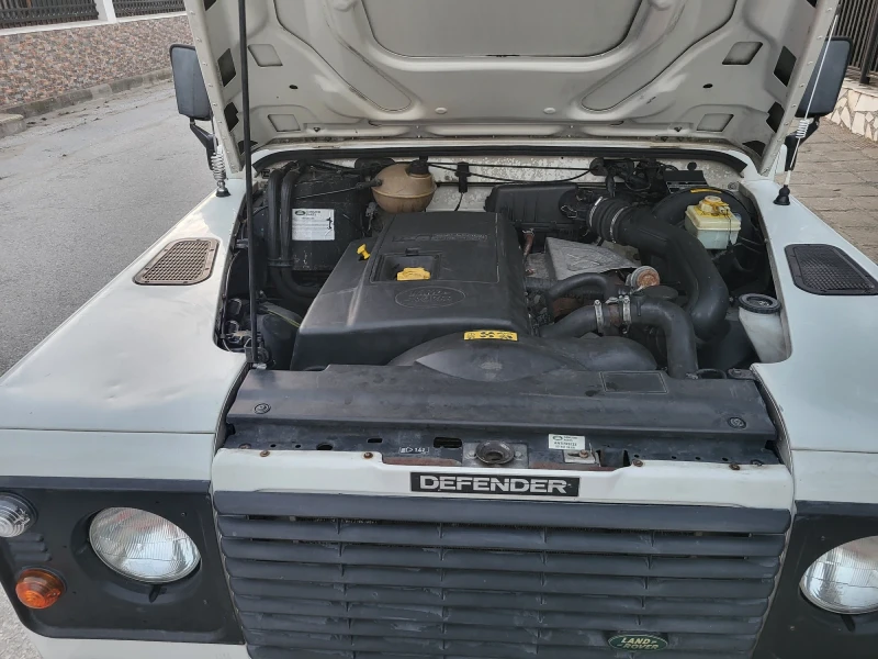 Land Rover Defender 2.5 TD5 , снимка 9 - Автомобили и джипове - 50717490