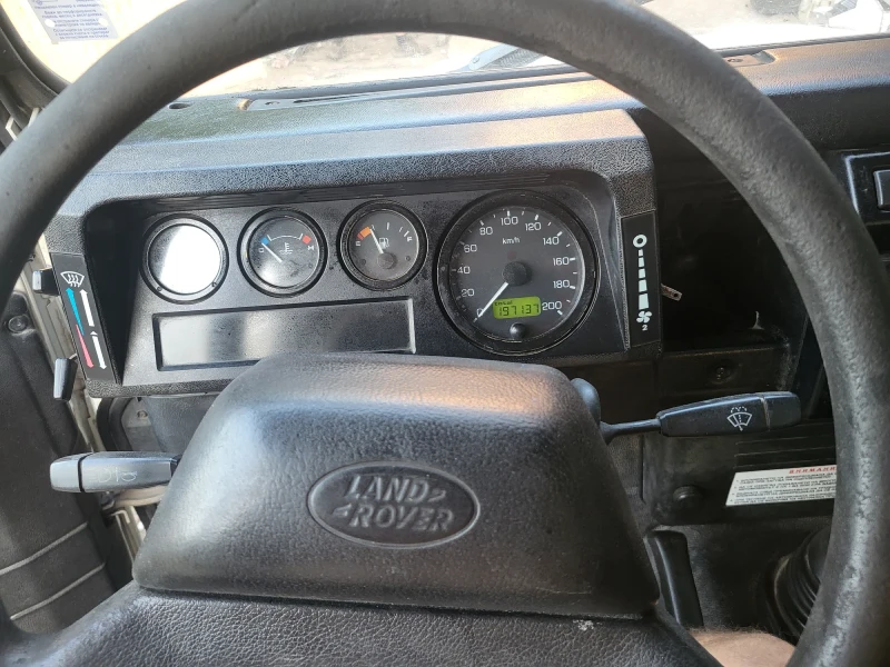 Land Rover Defender 2.5 TD5 , снимка 13 - Автомобили и джипове - 50717490