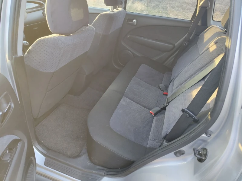 Mitsubishi Outlander 2.4 Газ-бензин 4?4, снимка 8 - Автомобили и джипове - 52924180