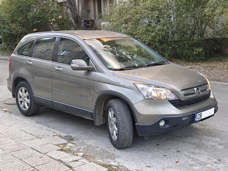 Honda Cr-v CTDI 2.2 140hp (един отличен автомобил), снимка 2 - Автомобили и джипове - 52277717