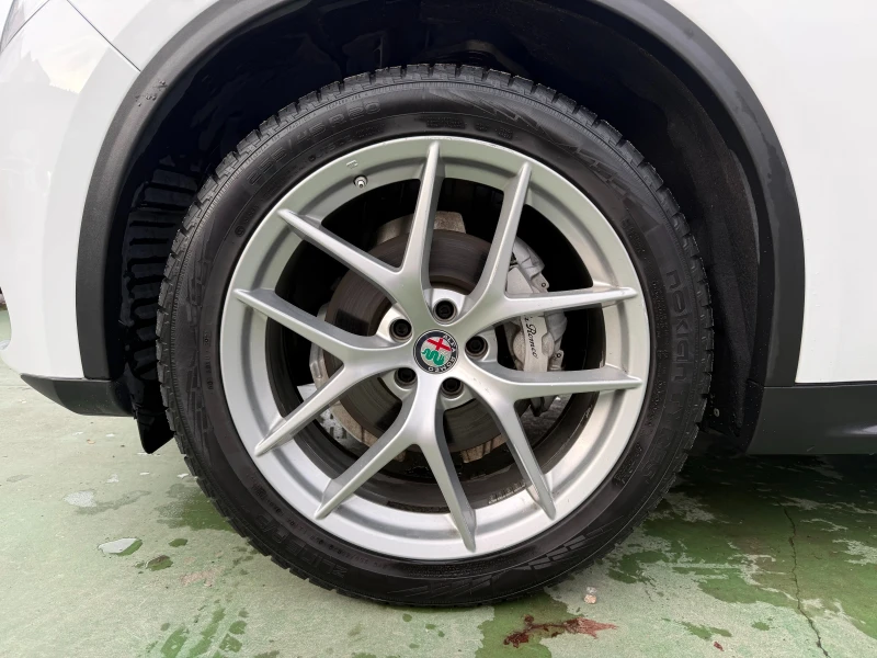 Alfa Romeo Stelvio TI AWD, снимка 17 - Автомобили и джипове - 52641750