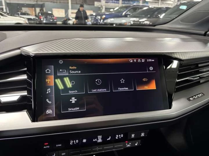 Audi Q4 E-tron 50 QUATTRO| LEATHER| PANOROOF| SAFETYTECH|  | Mobile.bg � ����������� 14