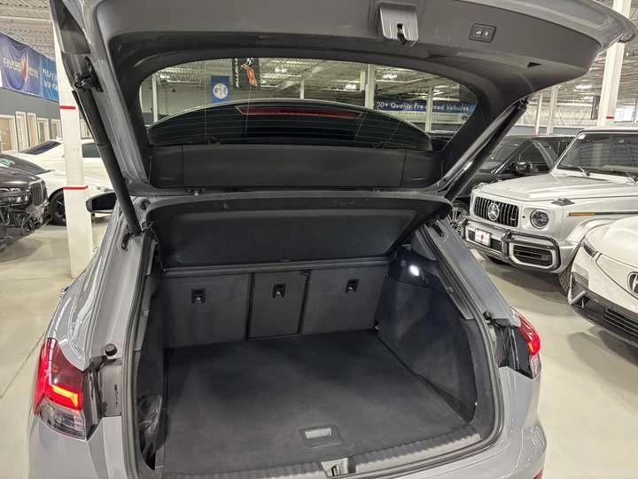 Audi Q4 E-tron 50 QUATTRO| LEATHER| PANOROOF| SAFETYTECH|  | Mobile.bg � ����������� 5