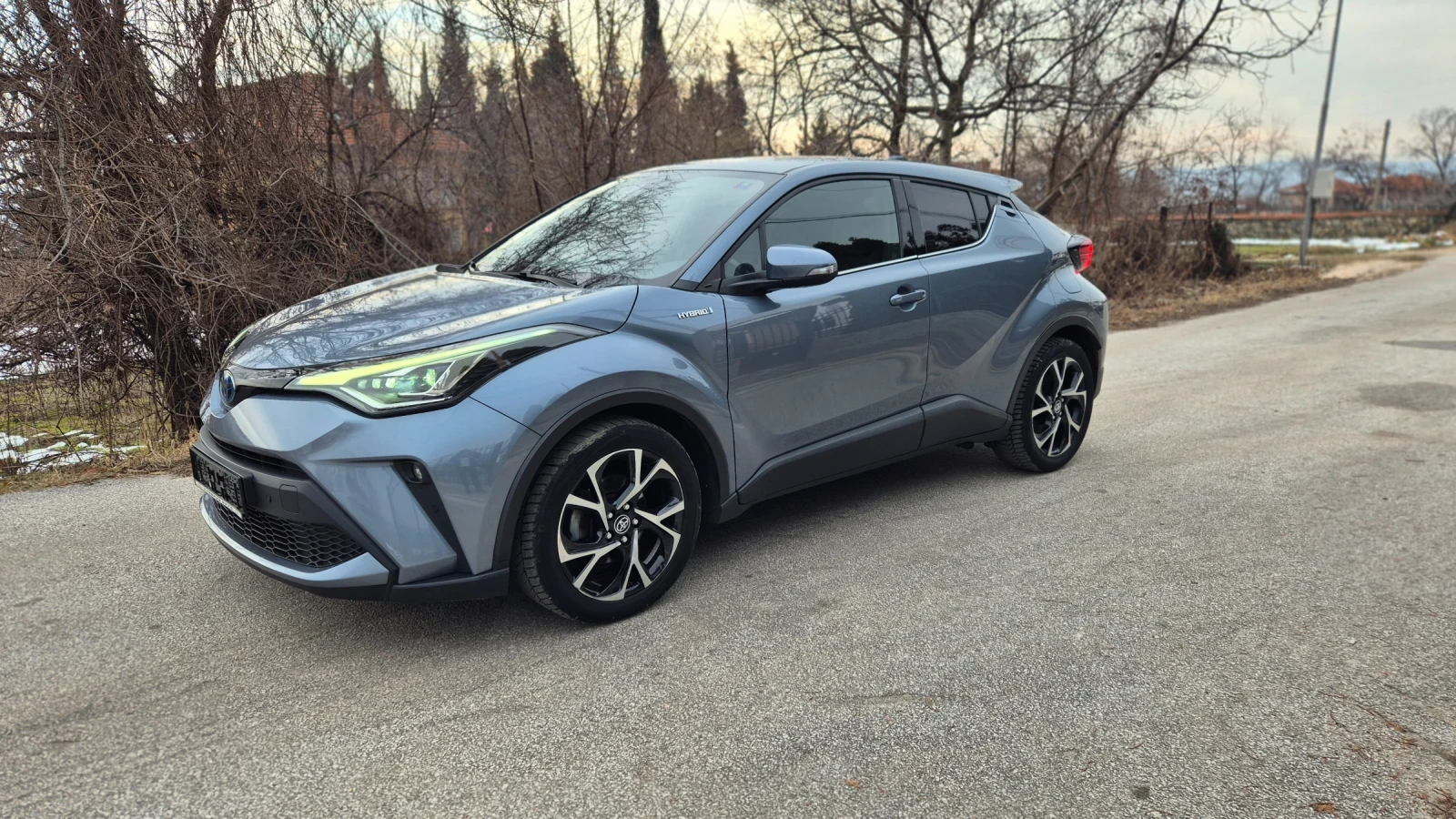Toyota C-HR Гаранция!/2.0 hybrid , снимка 1